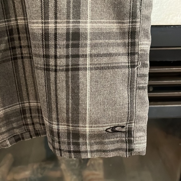 O’Neill cloth shorts. Size 38. 20B - Picture 2 of 5